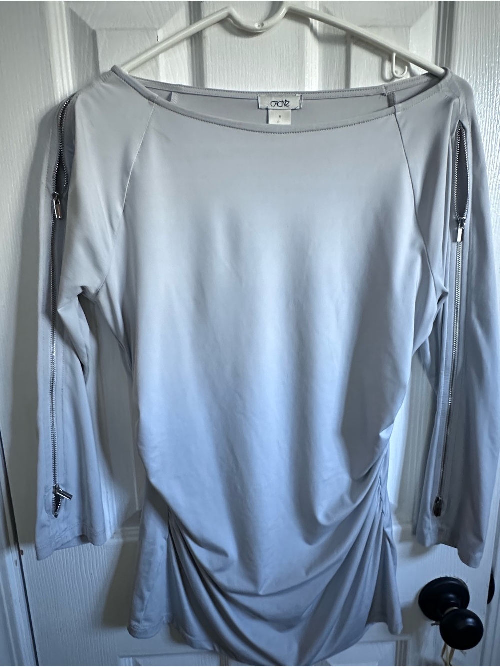Cache Light Gray Long Sleeve Top with Sleeve Zips